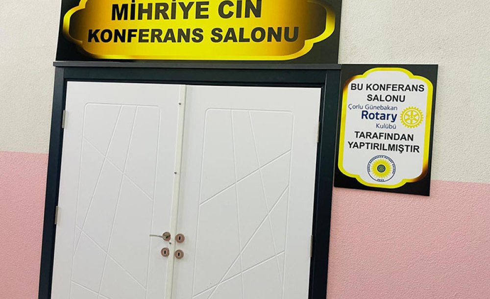 1 Kasım Okulu'na Konferans Salonu Yapıldı 