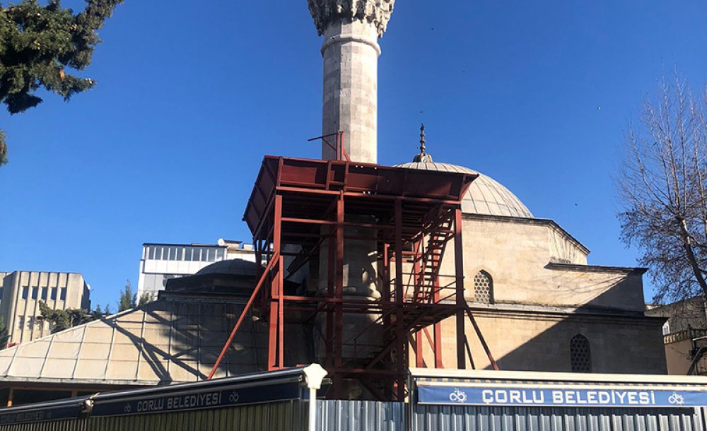 Cami Minaresi Aylardır Yapılmayı Bekliyor 