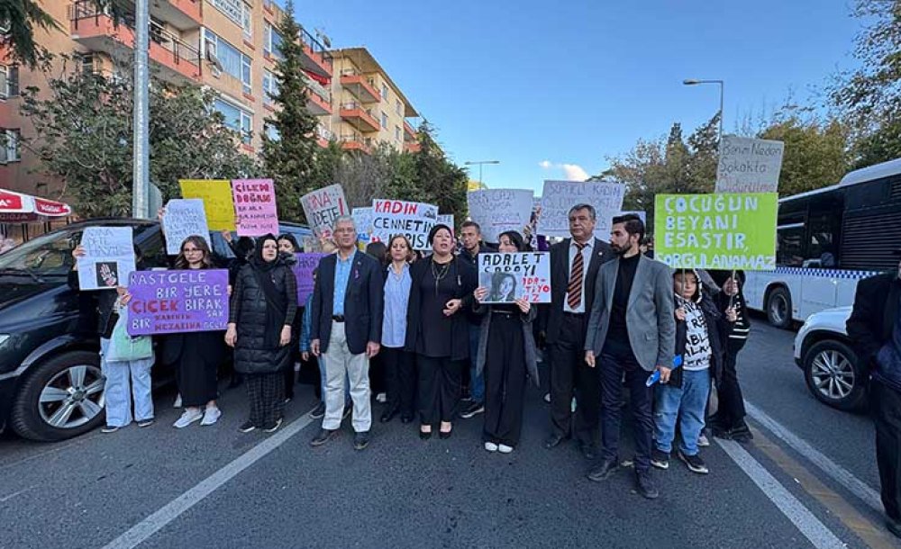 Kadına Şiddete Karşı Yürüyüş Düzenlendi 