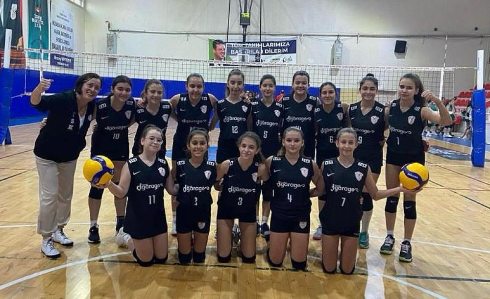 Trakyaspor Kız Voleybol Takımı Türkiye Finallerinde