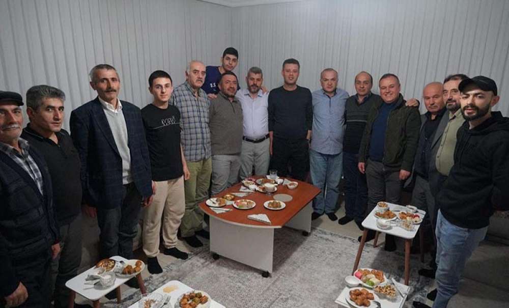 Ahmet Sarıkurt Ev Ziyaretlerini Sürdürüyor