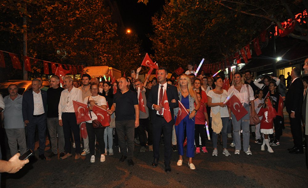 Fener Alayı Yürüyüşü Büyüledi 