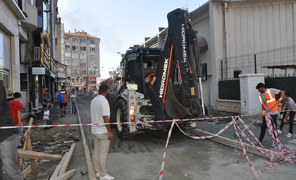 İmaret Sokaktaki Çalışmalar Sürüyor