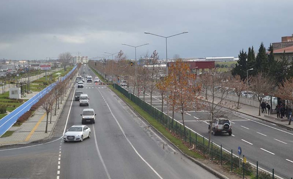 Minibüsler İçin Bekleme Cebi Yapılsın 