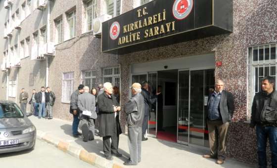 Kırklareli'de 'gezi' Davasında Erteleme Kararı