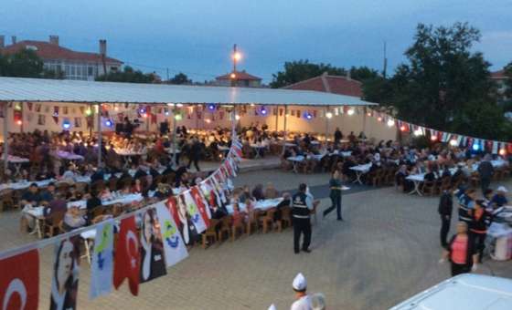 Ergene'de Her Mahallede İftar Sofrası Kuruluyor