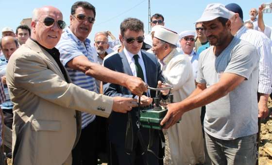 Yeni Cami Için Temel Atıldı