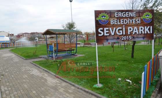 Sevgi Parkı Göz Kamaştırıyor