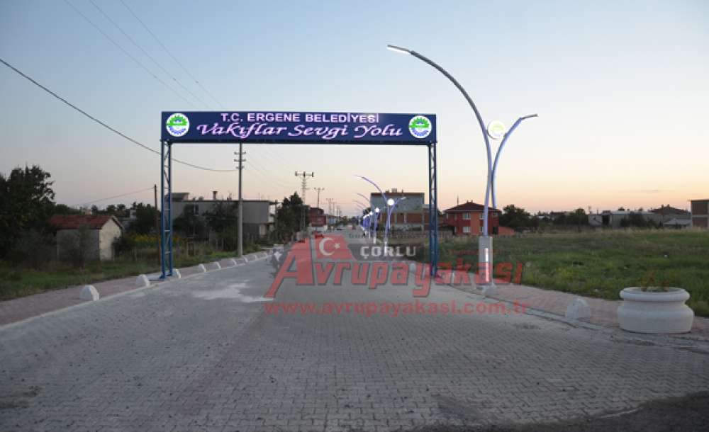 Sevgi Yolu Işık Saçıyor