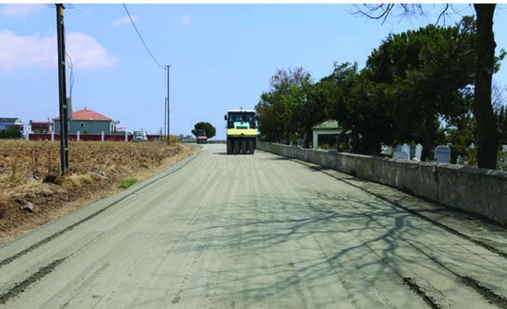 Mezarlık Yolları Kurban Bayramı İçin Hazır Hale Getiriliyor