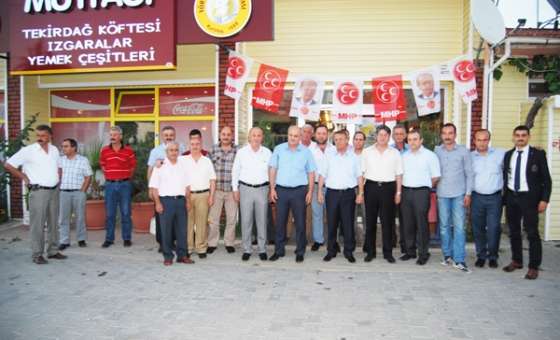 Mhp Ilçe Yönetimi Iftar Yemeğinde Buluştu