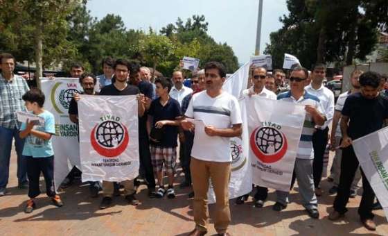 Tekirdağ'da Mısır'daki Darbe Protesto Edildi