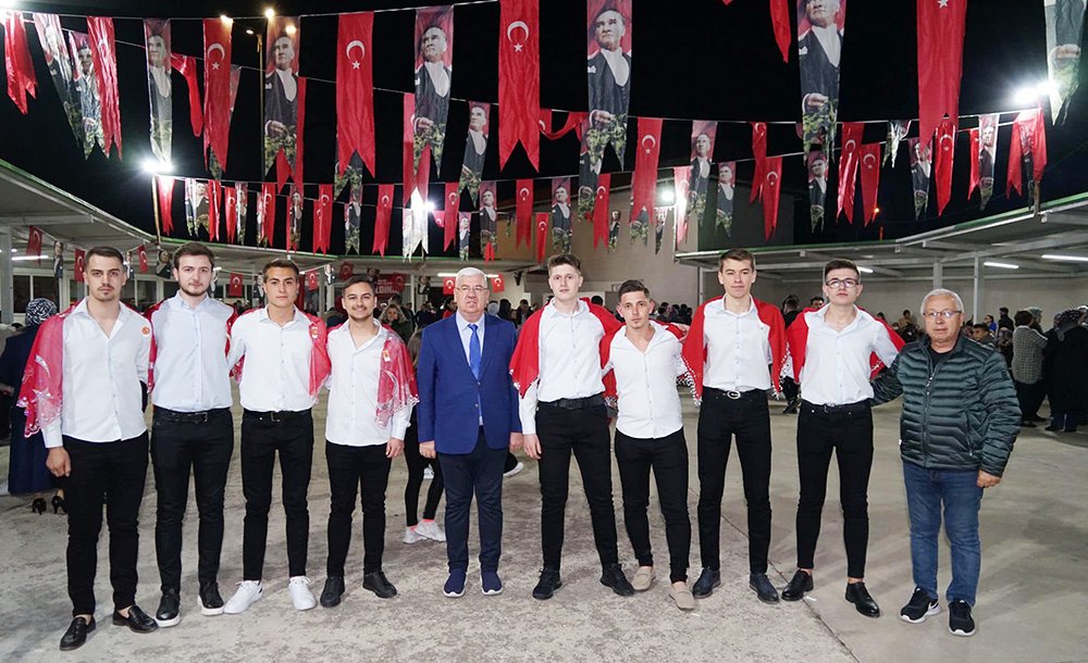 Başkan Rasim Yüksel Asker Eğlencelerine Katıldı