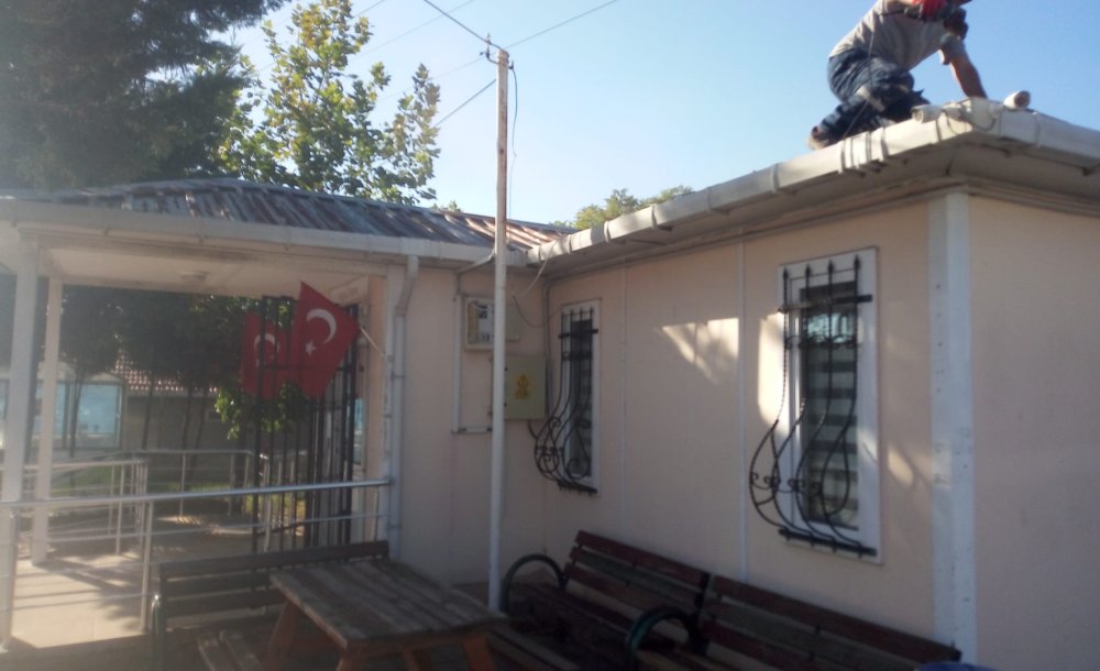 Yeşiltepe Muhtarlık Binasını Yeniledi