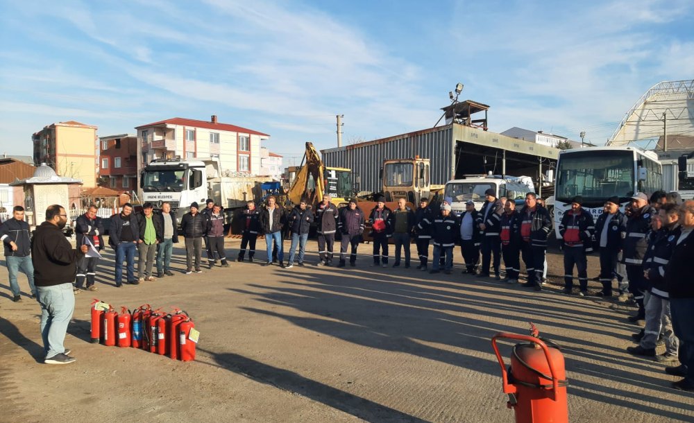 Ergene Belediyesi Personeline Yangın Eğitimi Verildi