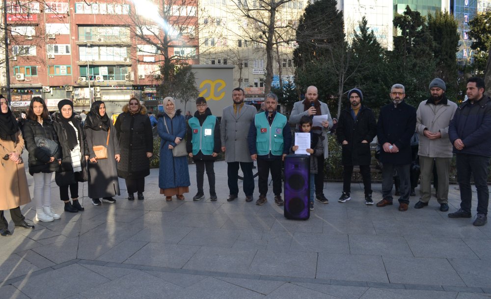  “Batı İnsanlığın Huzurunu Hedef Alıyor”