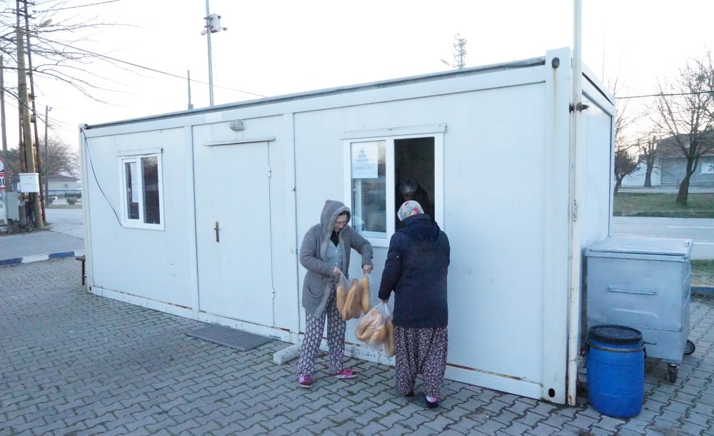 Ergene'de Yeni Halk Ekmek Büfeleri Hizmete Açıldı