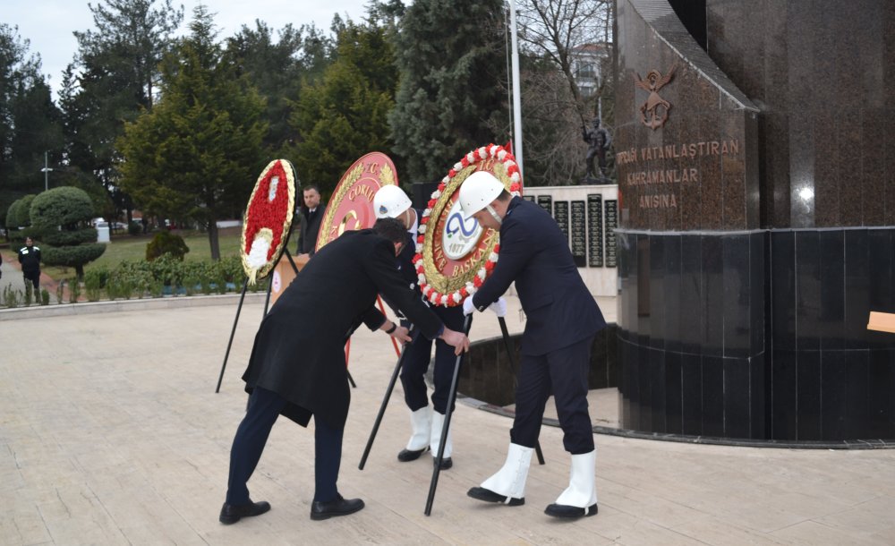 Çanakkale Zaferi İçin Tören Düzenlendi 