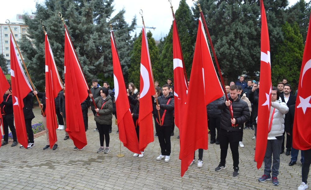 Çanakkale Zaferi İçin Tören Düzenlendi 