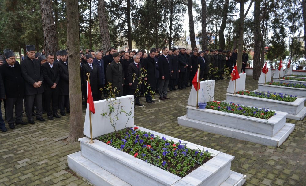 Çanakkale Zaferi İçin Tören Düzenlendi 