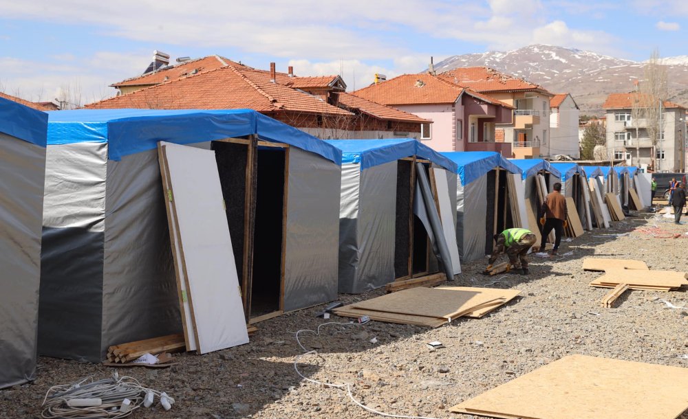 Kaymakam Eldivan Deprem Bölgesindeki Görevini Tamamladı 