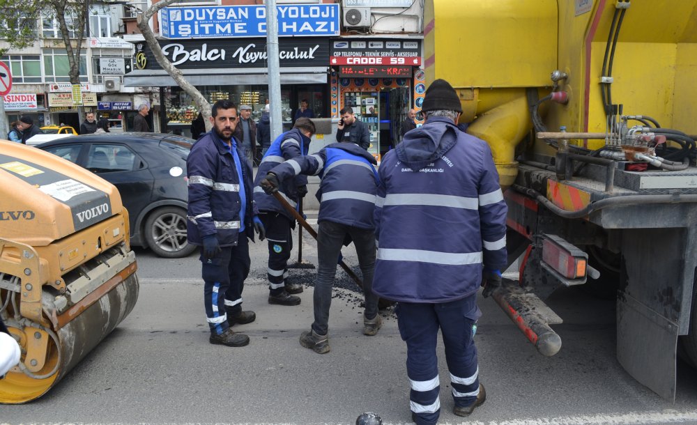 Yama Çalışması Trafiğe Felç Etti