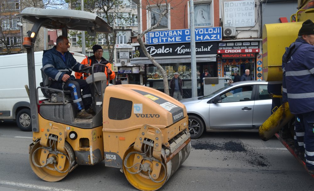 Yama Çalışması Trafiğe Felç Etti