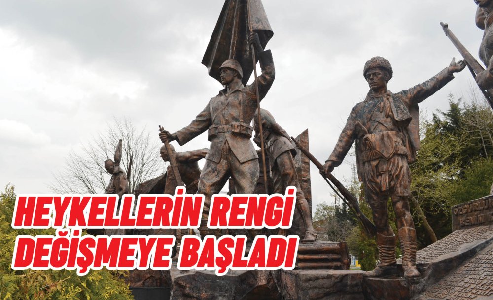 Heykellerin Rengi Değişmeye Başladı