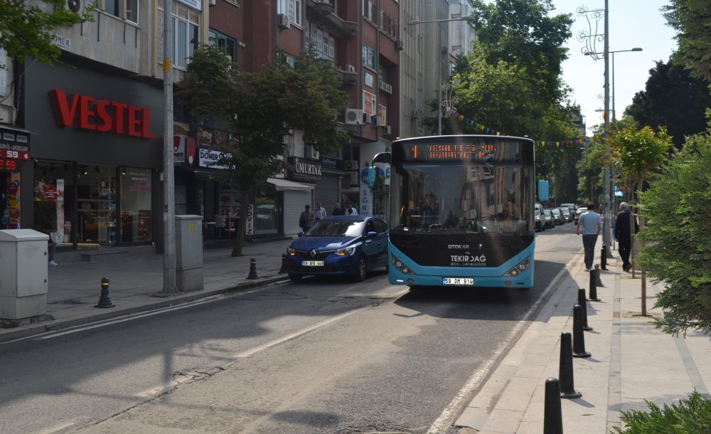 Omurtak Caddesi'nde Dubalar Yenilendi 