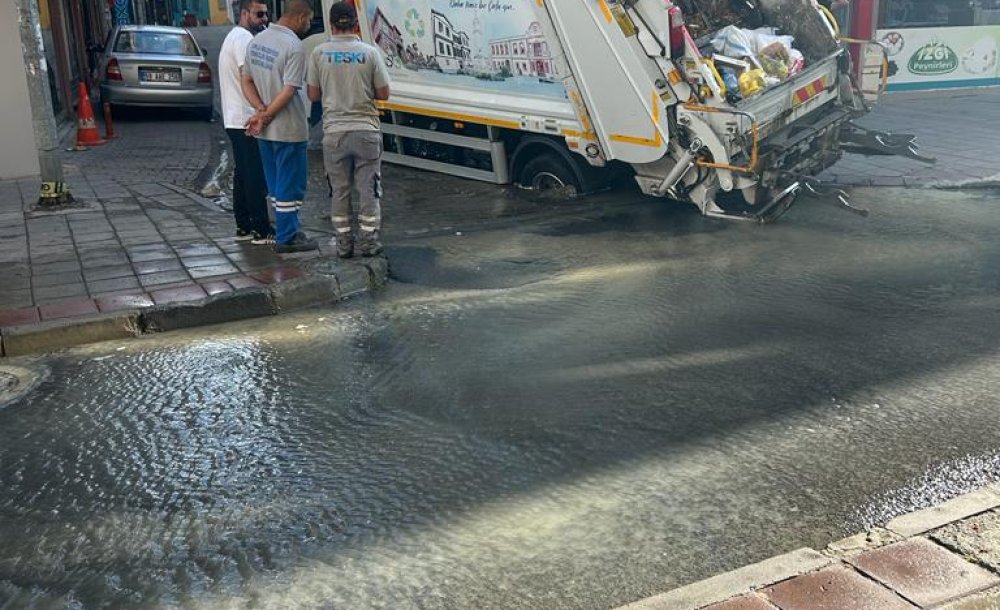 Yolu Yapanda, Aracı Batanda Belediye!