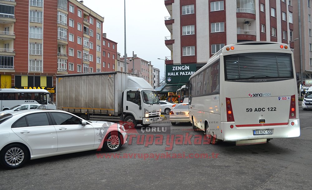 Çözüm Bekleyen Kavşak!