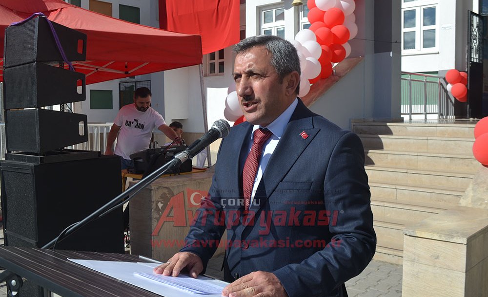 Çorlu Kaymakamı Murat Eren'den Öğrencilere Nasihat;  “Ülkeni̇ze Ve Kendi̇ni̇ze Güveni̇n”