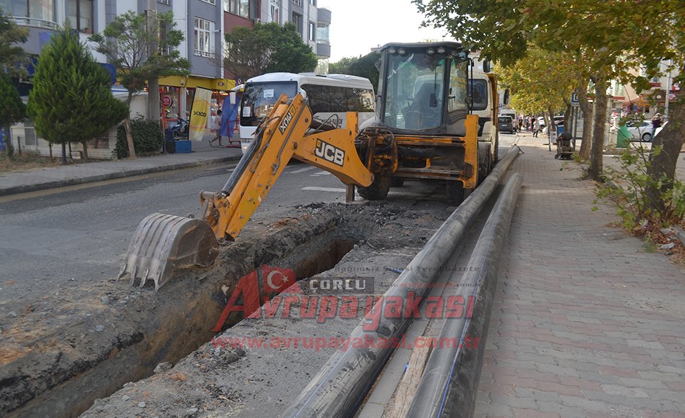 Teski̇ İçme Suyu Hatlarını Yeniliyor 