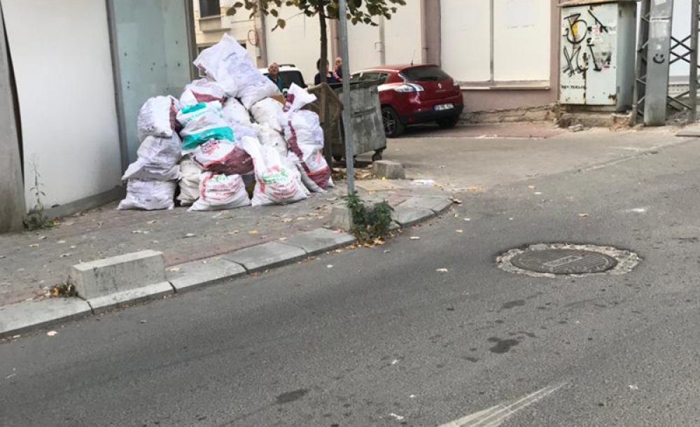 Kaldırım Üzerindeki Rezillik Tepki Çekti 