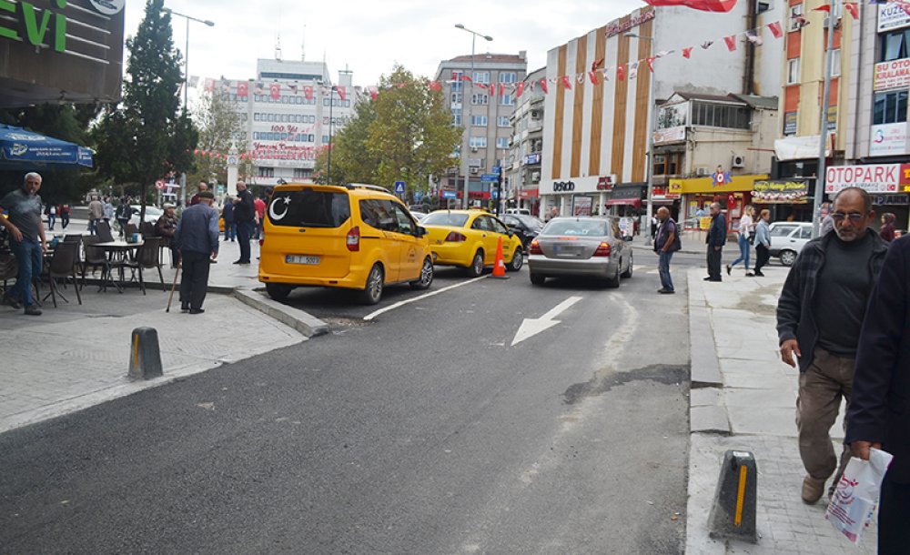 Akıncılar Caddesi'nde Ters Yön İhlali Devam Ediyor 