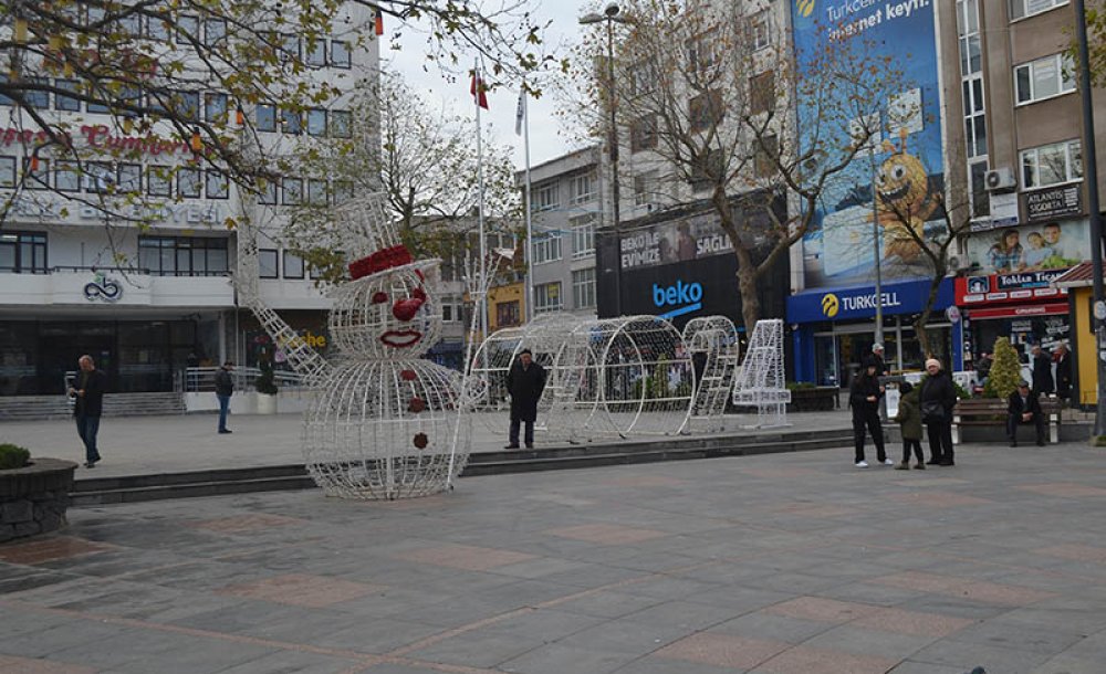 Çorlu'da Yeni Yıl Hazırlıkları Başladı 