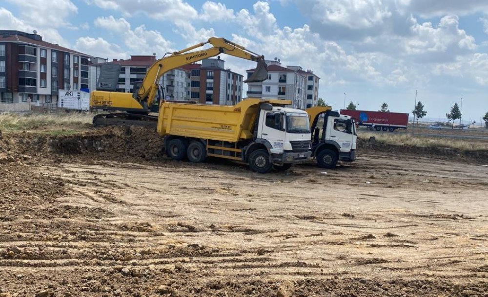 “Pazartesi Pazarı İçin İller Bankası'ndan Ödenek Bekliyoruz”