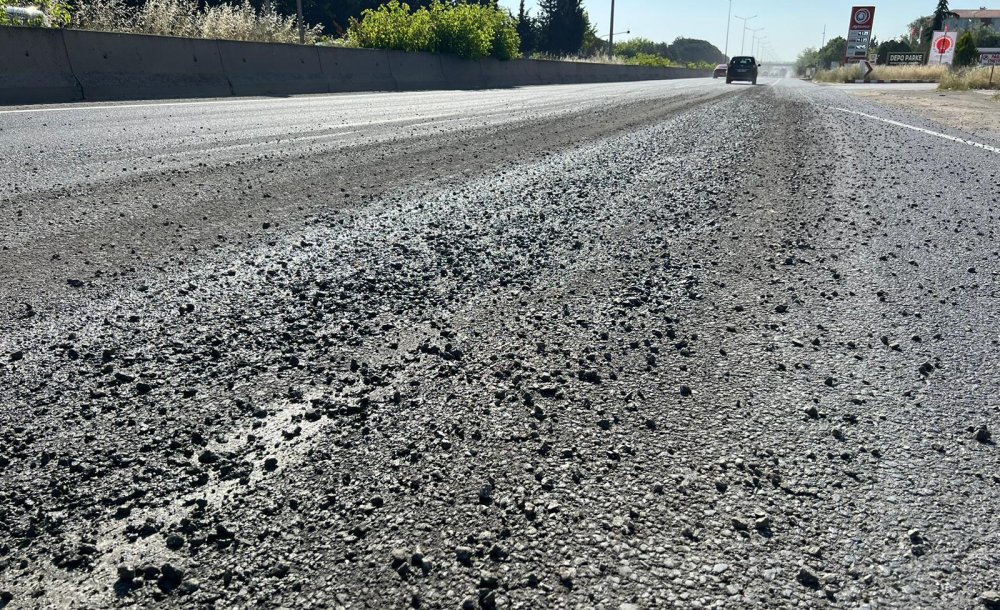 Beton Mikserlerinin Tehlikeli Davranışı Trafiği Aksattı