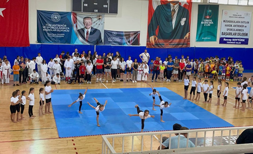 Çorlu'da Yaz Spor Kursları Başladı