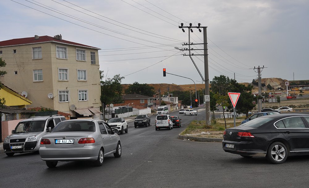 Bu Işıklar Çok Mu Gerekliydi?