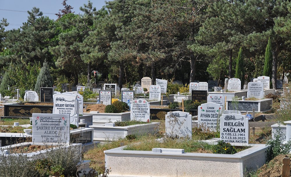 Mezarlık Doldu, Yeni Mezarlığın Açılması Bekleniyor