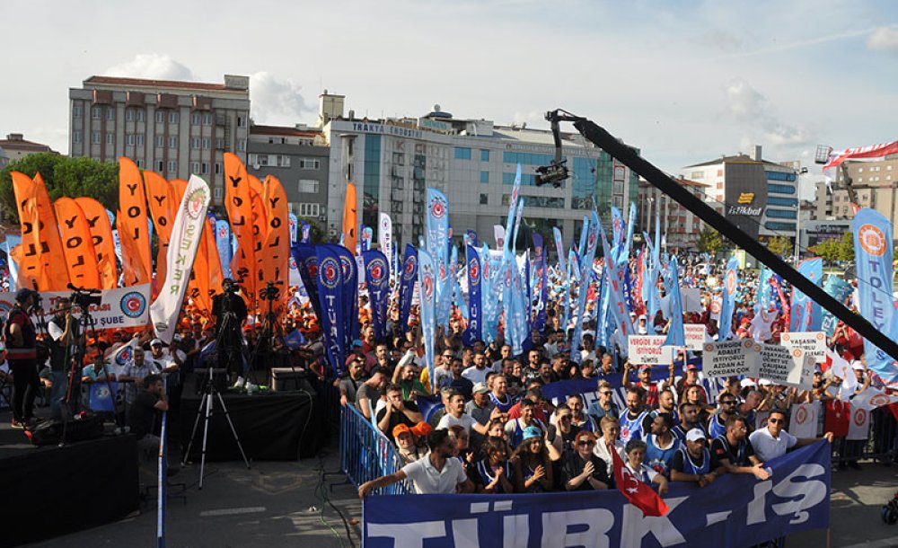 Türk-İş Alanlara Çıktı, “Zordayız Geçinemiyoruz”