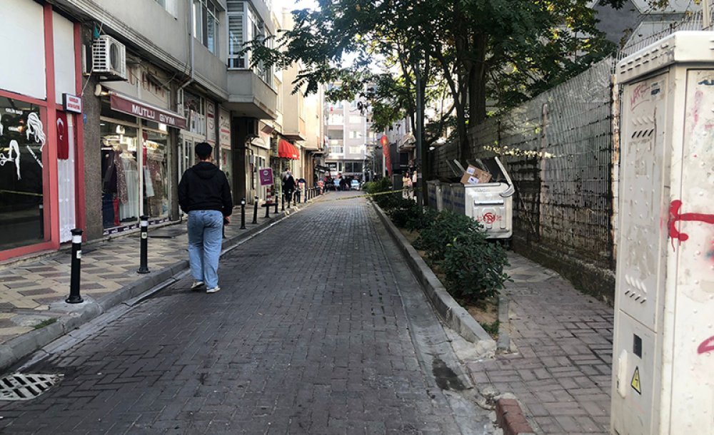 Tören Nedeniyle Cadde Ve Sokaklar Trafiğe Kapatıldı 